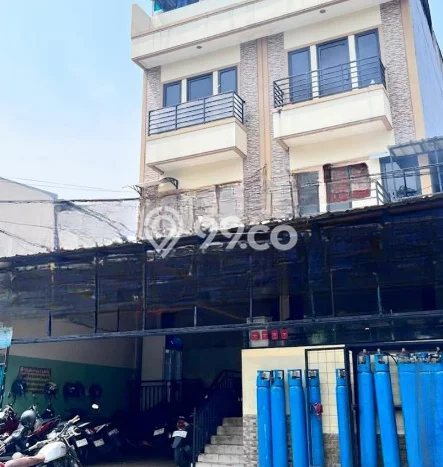 Unit Ruko Dijual di Jakarta Barat LT 243m2 & LB 972m2 Unit Ruko Dijual di Jakarta Barat LT 243m2 & LB 972m2