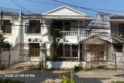 Rumah Mewah Dijual LT 240m2 di Kelapa Gading, Jakarta Utara Rumah Mewah Dijual LT 240m2 di Kelapa Gading, Jakarta Utara