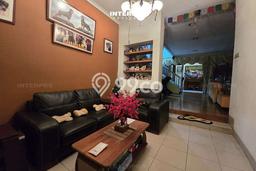 Rumah Luxury Modern Siap Huni di Puri Indah Jakarta Barat Rumah Luxury Modern Siap Huni di Puri Indah Jakarta Barat