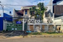 Rumah Hitung Tanah Lokasi Premium Jarang Ada Jalan Lebar Lt. 324 M2 Puri Indah Rumah Hitung Tanah Lokasi Premium Jarang Ada Jalan Lebar Lt. 324 M2 Puri Indah
