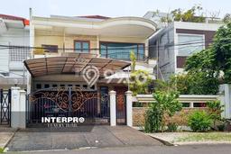 Rumah Luxury Modern Tanpa Renovasi di Puri Indah Jakarta Barat Rumah Luxury Modern Tanpa Renovasi di Puri Indah Jakarta Barat