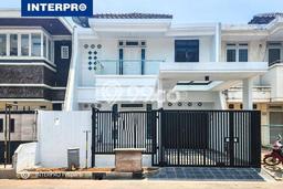 Rumah 2 Lantai Sudah Renovasi di Permata Buana Jakarta Barat Rumah 2 Lantai Sudah Renovasi di Permata Buana Jakarta Barat