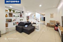 Rumah 2 Lantai Furnished di Taman Aries , Jakarta Barat Rumah 2 Lantai Furnished di Taman Aries , Jakarta Barat
