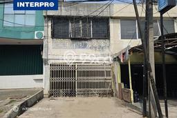 Ruko Hitung Tanah di Muara Karang Jakarta Utara Butuh Renovasi Ruko Hitung Tanah di Muara Karang Jakarta Utara Butuh Renovasi