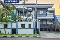 Rumah Mewah LB 1100m2 Siap Huni Desain Elegan di Puri Indah, Jakarta Barat Rumah Mewah LB 1100m2 Siap Huni Desain Elegan di Puri Indah, Jakarta Barat