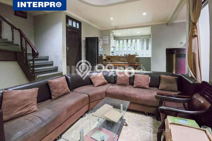 Hunian Elit LB 250m2 Siap Pakai Desain Elegan di Kedoya Baru, Jakarta Barat Hunian Elit LB 250m2 Siap Pakai Desain Elegan di Kedoya Baru, Jakarta Barat