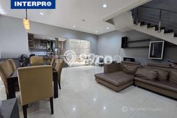 Rumah Asri di Permata Buana, 3 KT, Lingkungan Tenang, LT 160m² Bangunan 300m² Rumah Asri di Permata Buana, 3 KT, Lingkungan Tenang, LT 160m² Bangunan 300m²