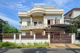 Hunian Elit LB 1000m2 Siap Pakai Desain Elegan di Permata Buana, Jakarta Barat Hunian Elit LB 1000m2 Siap Pakai Desain Elegan di Permata Buana, Jakarta Barat