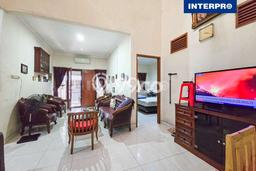 Rumah Elit LB 120m2 Siap Pakai Desain Elegan di Meruya, Jakarta Barat Rumah Elit LB 120m2 Siap Pakai Desain Elegan di Meruya, Jakarta Barat