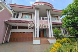 Rumah Luxury Modern Tanpa Renovasi di Puri Indah Jakarta Barat Rumah Luxury Modern Tanpa Renovasi di Puri Indah Jakarta Barat