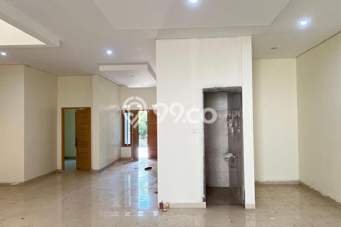 Siap Huni Rumah Mewah 8 Kamar di Gondokusuman Dekat ke Mana Pun Siap Huni Rumah Mewah 8 Kamar di Gondokusuman Dekat ke Mana Pun