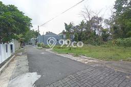 Lahan Kosong Dijual di Sleman dengan Area 181m2 Lahan Kosong Dijual di Sleman dengan Area 181m2