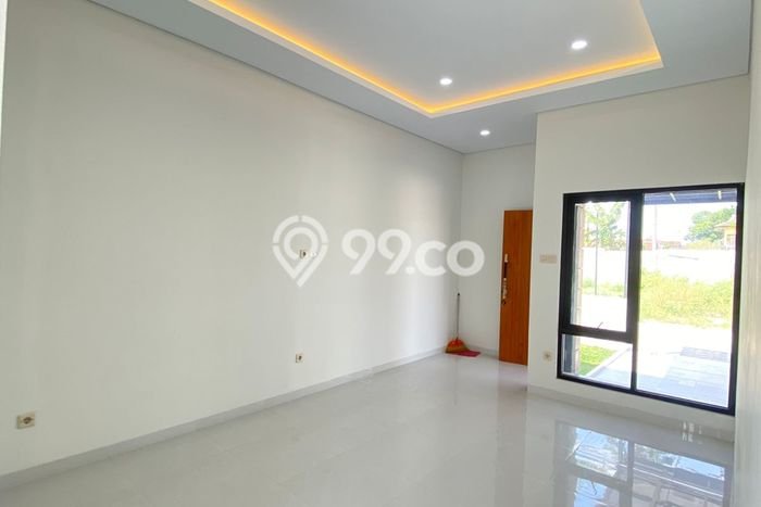 For Sale Hunian Rumah Terawat 2 KT di Caturtunggal, Sleman For Sale Hunian Rumah Terawat 2 KT di Caturtunggal, Sleman