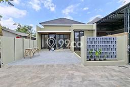 HARGA SPESIAL! Rumah Modern area Godean, Sleman, Luas 101m² Bangunan 60m² NEGO! HARGA SPESIAL! Rumah Modern area Godean, Sleman, Luas 101m² Bangunan 60m² NEGO!