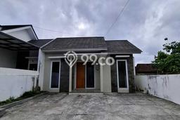 Rumah Luas Asri 3 KT Siap Pakai di Condong Catur Sleman Rumah Luas Asri 3 KT Siap Pakai di Condong Catur Sleman