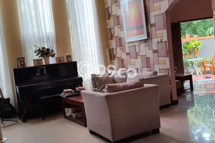 For Sale Rumah Mewah Exclusive di BSD, Tangerang Selatan For Sale Rumah Mewah Exclusive di BSD, Tangerang Selatan