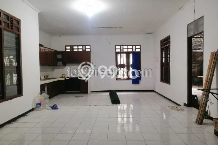 For Rent Kantor Strategis di Mlati, Luas 774m², Area Strategis For Rent Kantor Strategis di Mlati, Luas 774m², Area Strategis