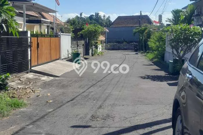 Rumah Minimalis 2 KT LT 200m2 di Pering Rumah Minimalis 2 KT LT 200m2 di Pering