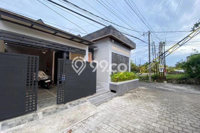 Dijual Rumah Premium dengan Fasilitas Sekitar Komplit di Taman Griya, Badung Dijual Rumah Premium dengan Fasilitas Sekitar Komplit di Taman Griya, Badung