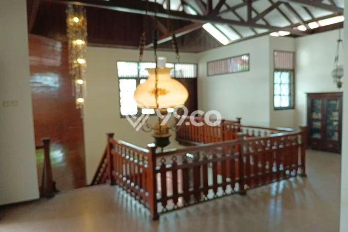 Sewa cepat hunian minimalis lokasi strategis 5 Kamar di Mampang Prapatan, Jakarta Selatan Sewa cepat hunian minimalis lokasi strategis 5 Kamar di Mampang Prapatan, Jakarta Selatan