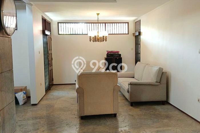 Sewa cepat hunian minimalis lokasi strategis 5 Kamar di Mampang Prapatan, Jakarta Selatan Sewa cepat hunian minimalis lokasi strategis 5 Kamar di Mampang Prapatan, Jakarta Selatan