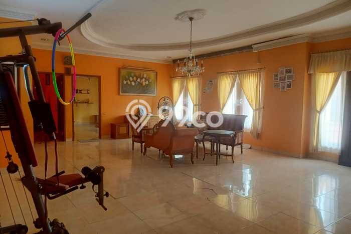 Rumah Eksklusif Siap Huni LT 200m2 di Pamulang, Tangerang Selatan Rumah Eksklusif Siap Huni LT 200m2 di Pamulang, Tangerang Selatan