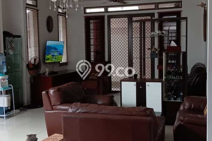 Ready to Use! Luxury House LT 195m2 Desain Elegan di Bintaro Ready to Use! Luxury House LT 195m2 Desain Elegan di Bintaro