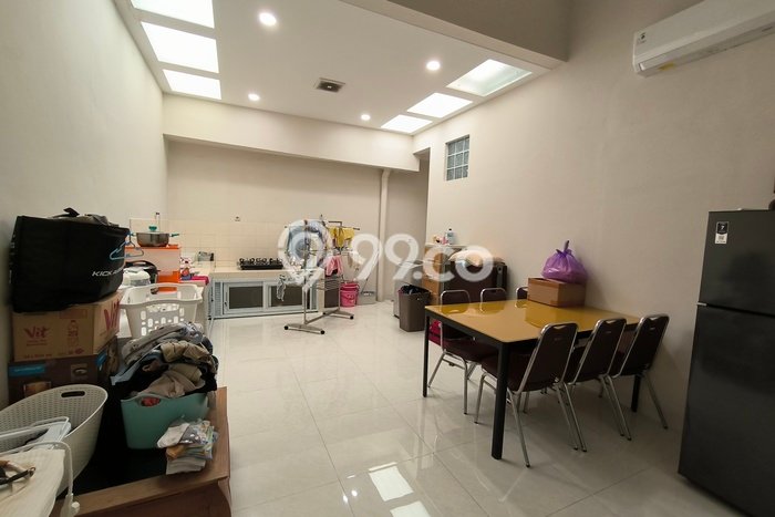 Rumah Luas Asri 2 KT Siap Huni di BSD Anggrek Loka Tangerang Rumah Luas Asri 2 KT Siap Huni di BSD Anggrek Loka Tangerang
