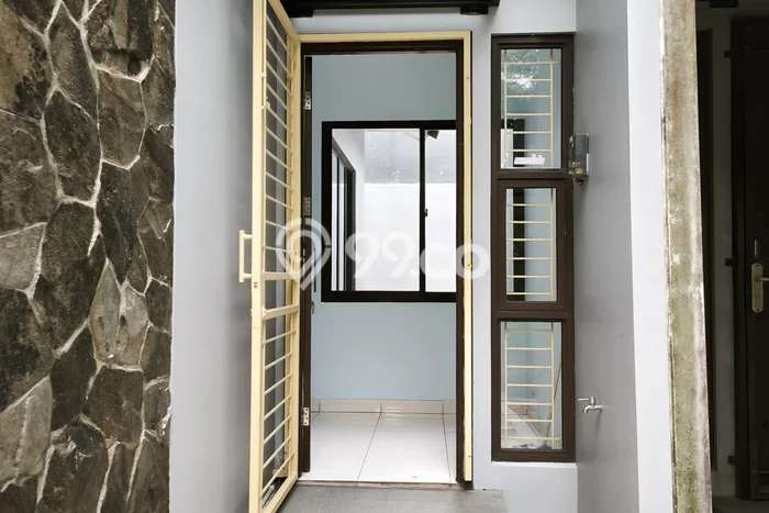 Dijual Rumah Minimalis Bagus Punya 3 KT di BSD Tangerang Selatan SHM Dijual Rumah Minimalis Bagus Punya 3 KT di BSD Tangerang Selatan SHM