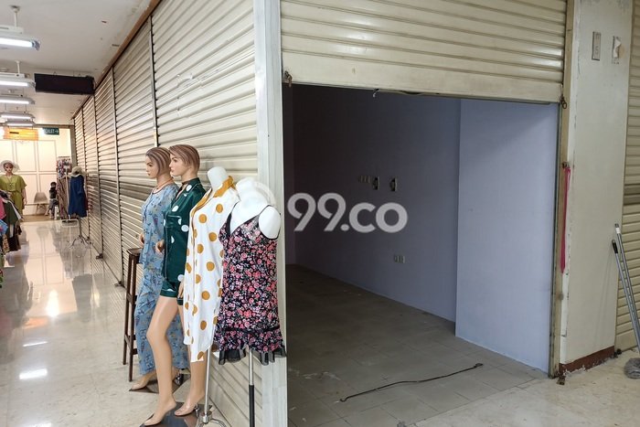 Komersial Bagus Dijual LB 13m2 Lokasi Strategis Jakarta Selatan Area Cocok untuk Bisnis Komersial Bagus Dijual LB 13m2 Lokasi Strategis Jakarta Selatan Area Cocok untuk Bisnis
