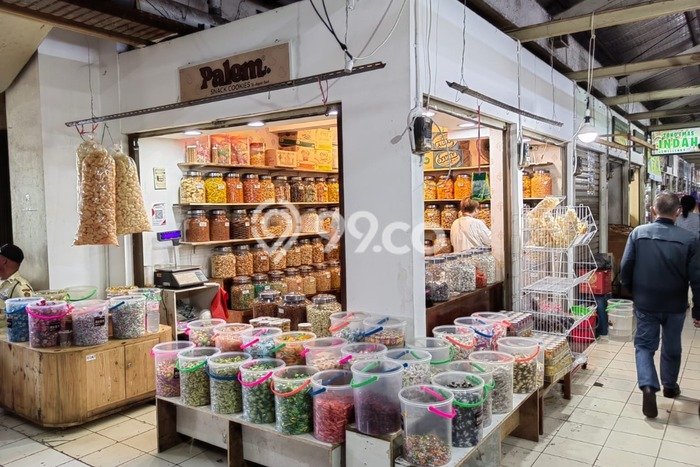 Komersial Bagus Dijual LB 12m2 Lokasi Strategis Jakarta Barat Area Cocok untuk Berbisnis Komersial Bagus Dijual LB 12m2 Lokasi Strategis Jakarta Barat Area Cocok untuk Berbisnis