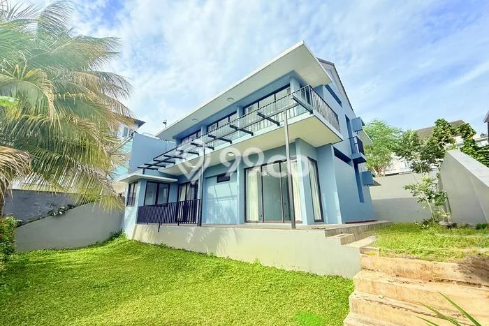 Rumah Luxury Modern Siap Huni di Sentul City Bogor Rumah Luxury Modern Siap Huni di Sentul City Bogor
