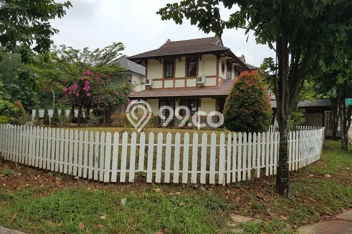 Rumah Elit Modern Siap Huni di Sentul City Bogor Rumah Elit Modern Siap Huni di Sentul City Bogor