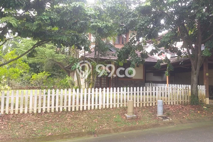 Rumah Elit Modern Siap Huni di Sentul City Bogor Rumah Elit Modern Siap Huni di Sentul City Bogor