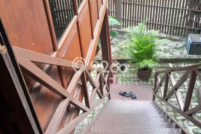 Rumah Mewah LB 130m2 Siap Huni Desain Elegan di Sentul City, Bogor Rumah Mewah LB 130m2 Siap Huni Desain Elegan di Sentul City, Bogor