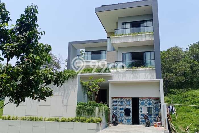 For Sale! Luxury House LT 570m2 Desain Modern di Sentul City For Sale! Luxury House LT 570m2 Desain Modern di Sentul City