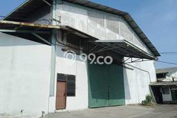 Disewakan Gudang di Kawasan Ramai Margomulyo Luas 2500m2 Disewakan Gudang di Kawasan Ramai Margomulyo Luas 2500m2