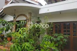 Dijual Rumah Premium dengan Fasilitas Sekitar Komplit di Pulo Gadung, Jakarta Timur Dijual Rumah Premium dengan Fasilitas Sekitar Komplit di Pulo Gadung, Jakarta Timur