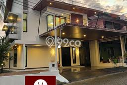 Hunian Mewah LB 300m2 Siap Huni Desain Elegan di Harjamukti, Depok Hunian Mewah LB 300m2 Siap Huni Desain Elegan di Harjamukti, Depok