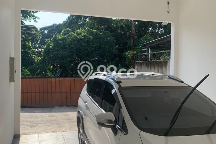 Dijual Rumah Mewah Elegan Dengan View Cantik di Harjamukti, Depok Dijual Rumah Mewah Elegan Dengan View Cantik di Harjamukti, Depok