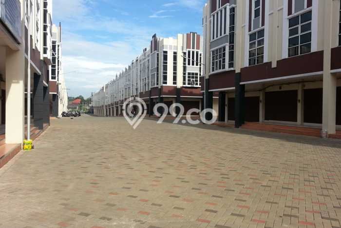 Lokasi Strategis! Dijual Ruko Bisnis di Cibinong, Bogor Kondisi Baik Lokasi Strategis! Dijual Ruko Bisnis di Cibinong, Bogor Kondisi Baik