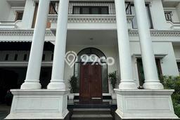 Jual Rumah Mewah Elegan Dengan View Eksklusif di Bambu Apus, Jakarta Timur Jual Rumah Mewah Elegan Dengan View Eksklusif di Bambu Apus, Jakarta Timur