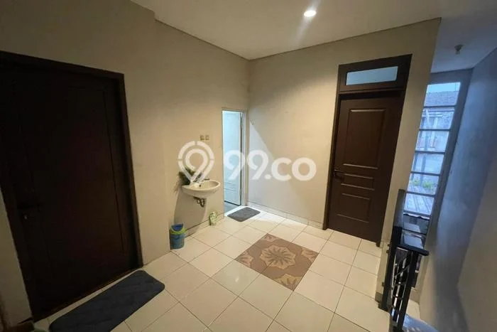For Sale Rumah 2 Kamar Lokasi Ideal Nyaman dan Strategis di Jatisampurna For Sale Rumah 2 Kamar Lokasi Ideal Nyaman dan Strategis di Jatisampurna