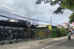 Ruko Disewa di Jakarta Pusat dengan LB 200m2 Area Komersial Ramai Ruko Disewa di Jakarta Pusat dengan LB 200m2 Area Komersial Ramai