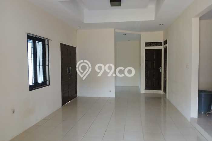 Jual Rumah Mewah Elegan Dengan View Cantik di Taman Surya, Jakarta Barat Jual Rumah Mewah Elegan Dengan View Cantik di Taman Surya, Jakarta Barat