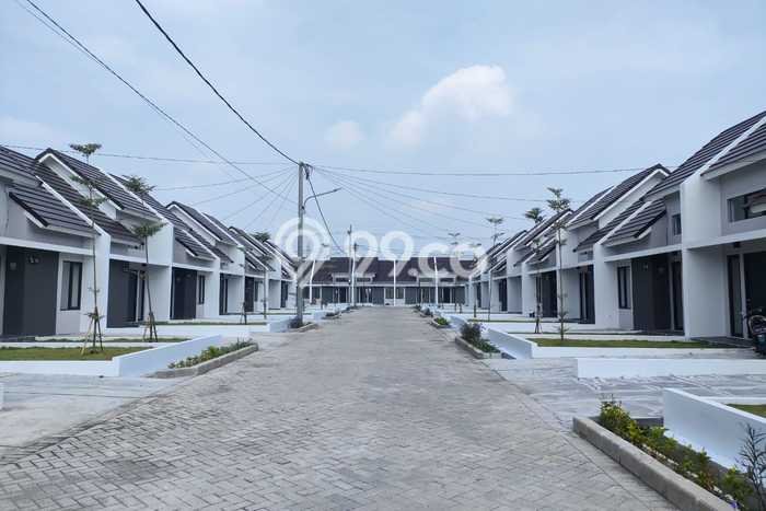 Rumah Minimalis LB/LT 36m2/90m2 Siap Huni di Balongbendo, Sidoarjo Rumah Minimalis LB/LT 36m2/90m2 Siap Huni di Balongbendo, Sidoarjo