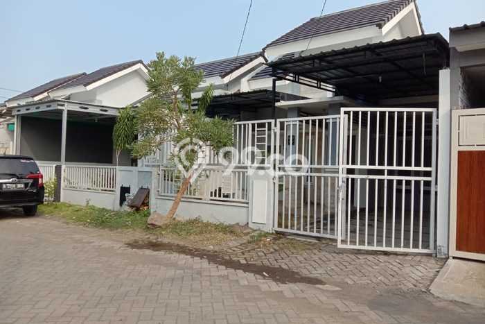 Dijual Cepat Rumah Favorit Siap Huni LB 105m2 di Waru, Sidoarjo Dijual Cepat Rumah Favorit Siap Huni LB 105m2 di Waru, Sidoarjo