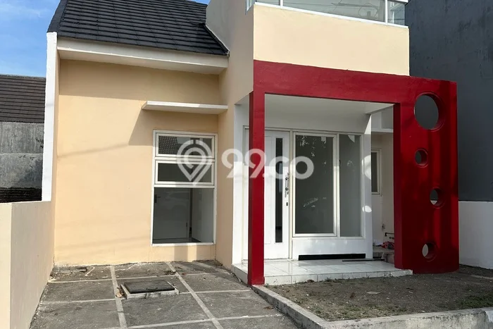 Dijual Cepat Rumah Favorit Siap Huni LB 450000m2 di Waru, Sidoarjo Dijual Cepat Rumah Favorit Siap Huni LB 450000m2 di Waru, Sidoarjo
