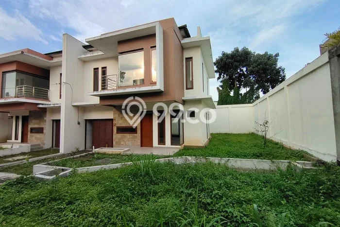 Dijual Cepat Rumah Bagus Siap Huni LB 180m2 di Regol, Bandung Dijual Cepat Rumah Bagus Siap Huni LB 180m2 di Regol, Bandung