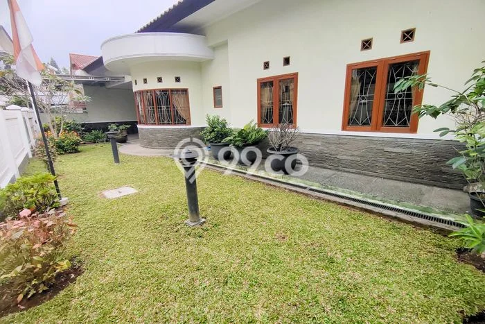 For Sale! Premium House LT 400m2 Desain Elegan di Setiabudi For Sale! Premium House LT 400m2 Desain Elegan di Setiabudi